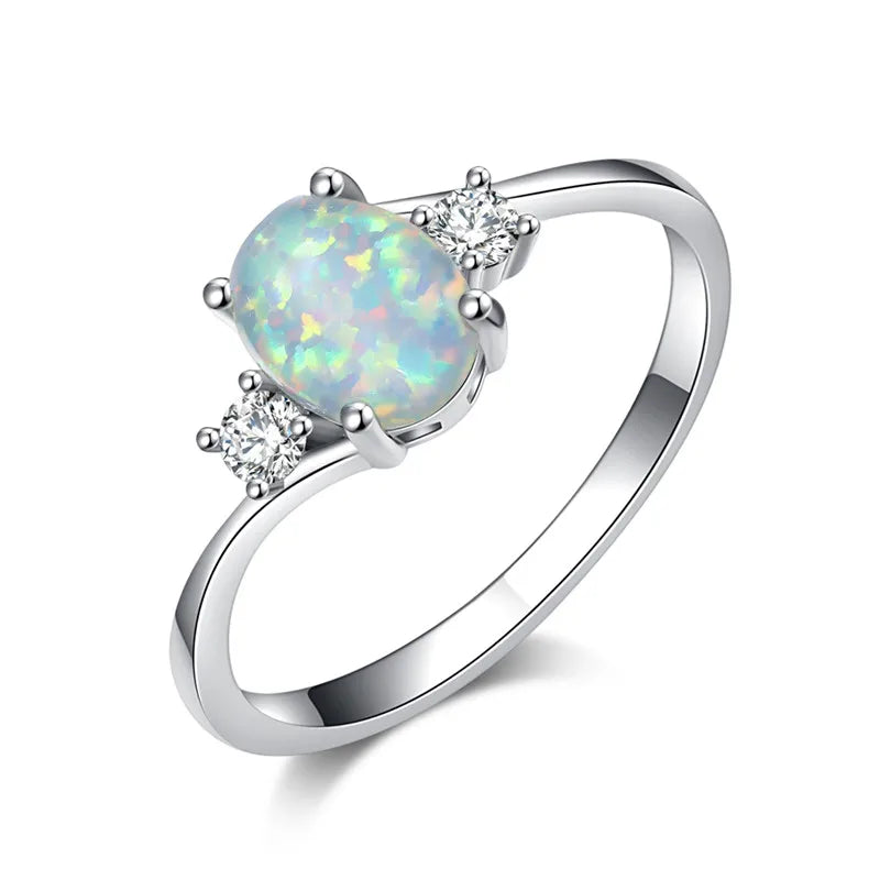 Leuke Vrouwelijke Witte Opaal Stenen Ring Klassieke Zilveren Kleur Verlovingssieraden Luxe Kristal Ovale Trouwringen Voor Vrouwen