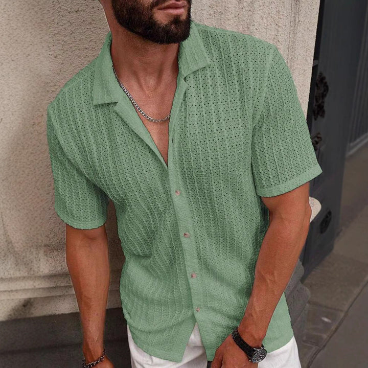 Knitted Short Sleeve Shirt – Slim Shape & Breathable Air