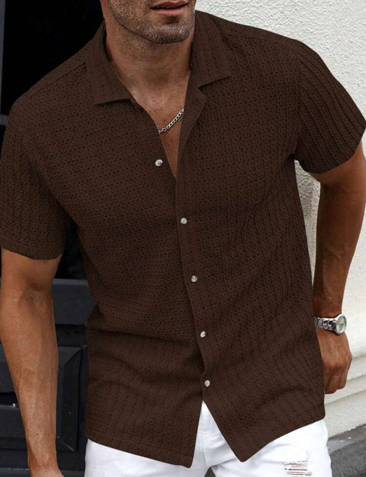 Knitted Short Sleeve Shirt – Slim Shape & Breathable Air