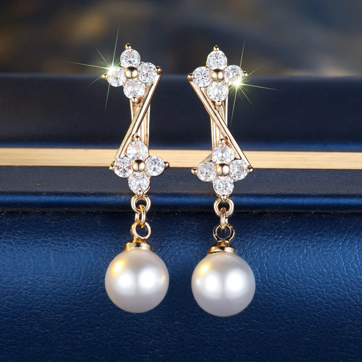 Witte Parel Zirkoon Steen Bloem Hoepel Oorbellen Luxe Vrouwelijke Gouden Kleur Bruiloft Sieraden Voor Vrouwen