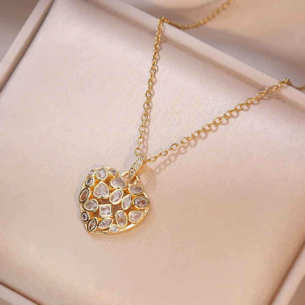 Amorina | Crystal Heart Pendant Necklace