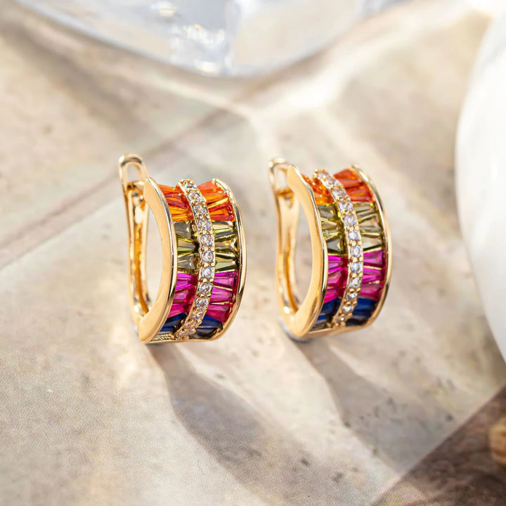 Leuke Vrouwelijke Kleurrijke Zirkoon Stenen Oorringen Unieke Gouden Kleur Bridemaids Geschenken Bruiloft Sieraden Voor Vrouwen