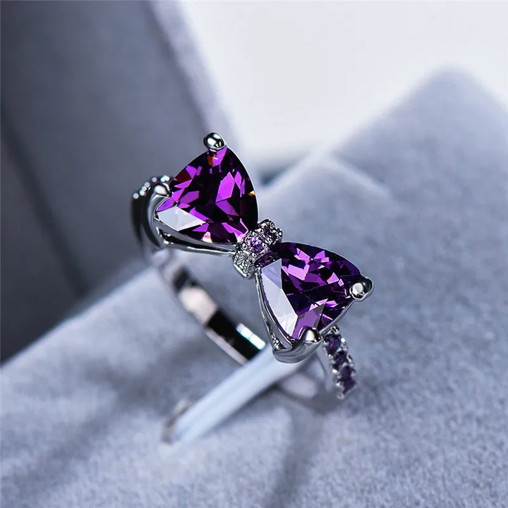 Schattige Vrouwelijke Witte Strik Zirkoon Steen Ring Eenvoudige Zilveren Kleur Dunne Bruiloft Sieraden Voor Vrouwen