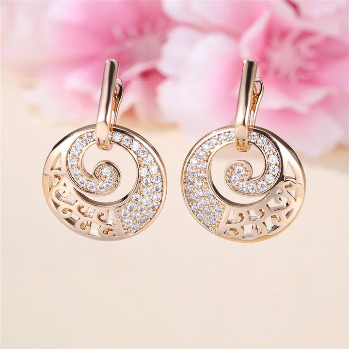 Charme Vrouwelijke Witte Kristallen Zirkoon Steen Ronde Hoepel Oorbellen Goud Kleur Eenvoudige Bruiloft Sieraden Voor Vrouwen