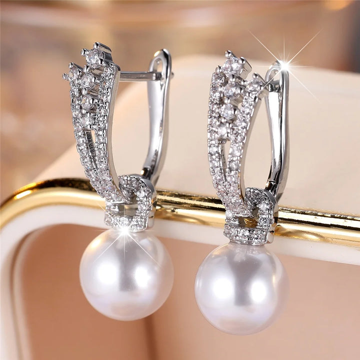 Luxe vrouwelijke witte parel steen hoepel oorbellen mode zilveren kleur bruiloft sieraden voor vrouwen
