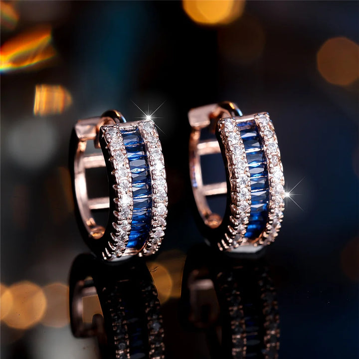 Schattige Vrouwelijke Witte Blauwe Zirkoon Steen Ronde Oorringen Mode Vrouwelijke Gouden Kleur Bruiloft Sieraden Voor Vrouwen