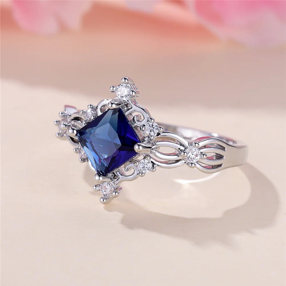 Bedel Vrouw Blauw Wit Vierkant Rond Zirkoon Stenen Ring Zilver Kleur Sierlijk Cadeau Feest Bruiloft Sieraden Voor Vrouwen