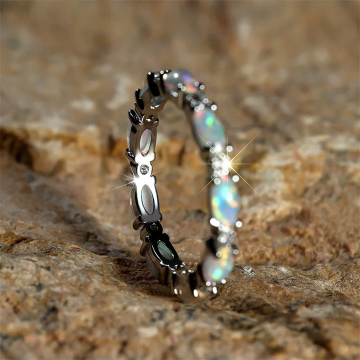 Boho Vrouwelijke Kleine Ovale Stenen Ring Mode Rose Goud Zilver Kleur Trouwringen Voor Vrouwen Blauw Wit Vuur Opaal Verlovingsring