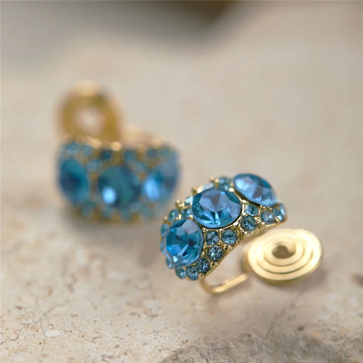 Elegante Vrouwelijke Blauwe Strass Clip Oorbellen 2024 Trend Gouden Kleur Bruiloft Sieraden Voor Vrouwen