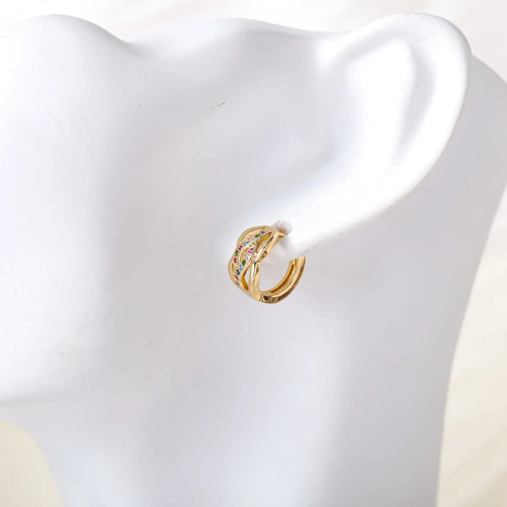 Schattige Vrouwelijke Kleurrijke Helix Zirkoon Steen Oorringen Elegante Gouden Kleur Bruiloft Sieraden Voor Vrouwen