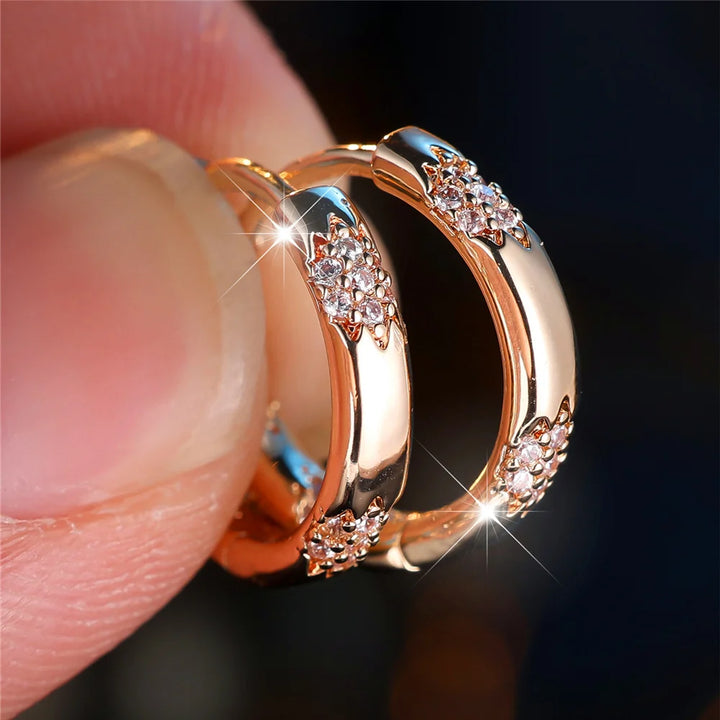 Kristal witte zirkoon steen hoepel oorbellen voor dames mode vrouwelijke gouden kleur bruiloft sieraden