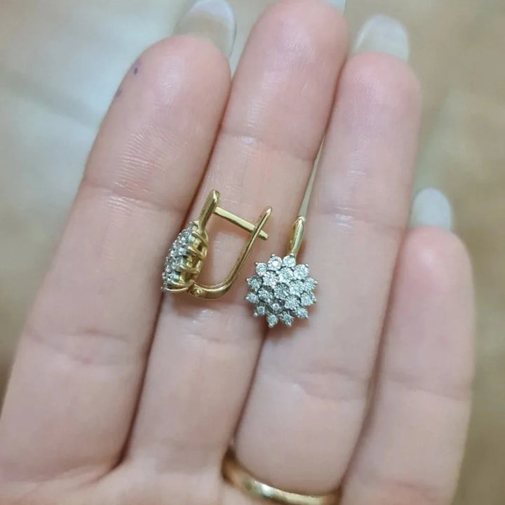 Clairette | White Crystal Clip Earrings