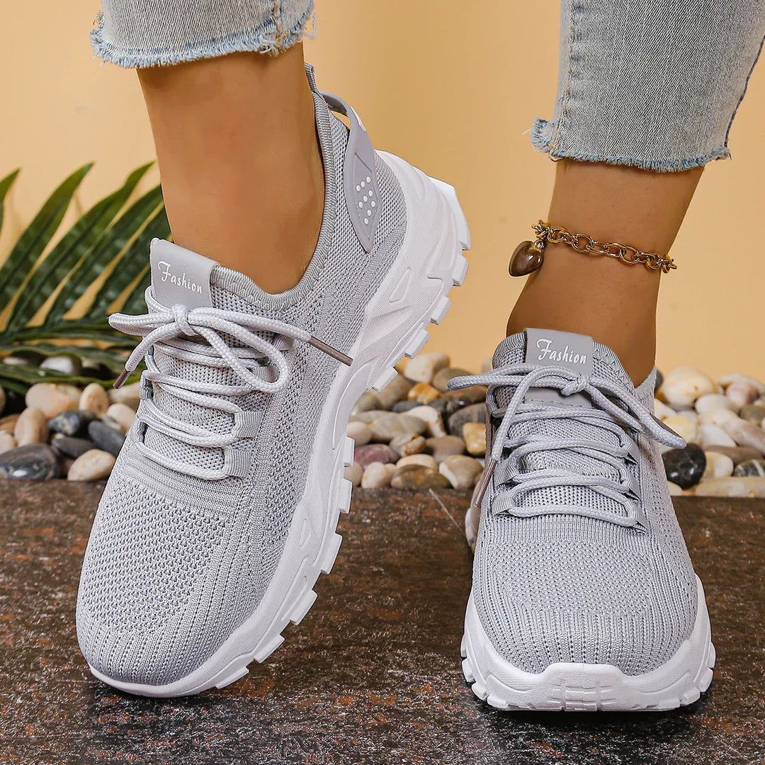 Málaga | Zapatillas Monocromáticas