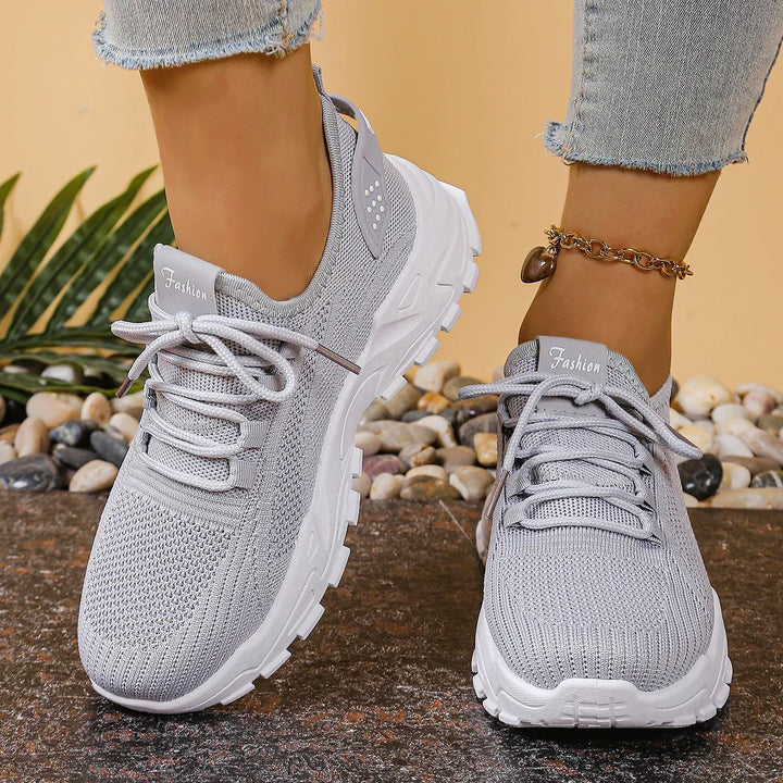 Málaga | Zapatillas Monocromáticas