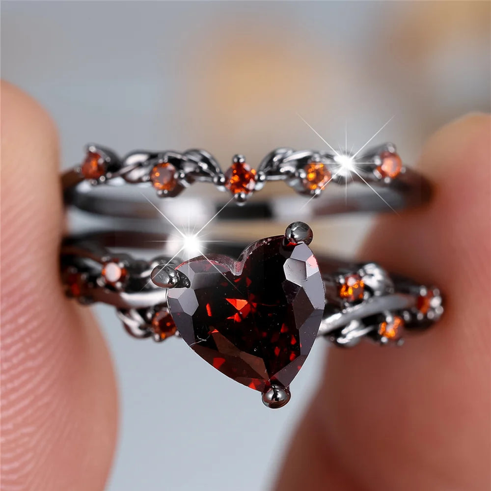Noir Rouge | Heart Crystal Ring Set