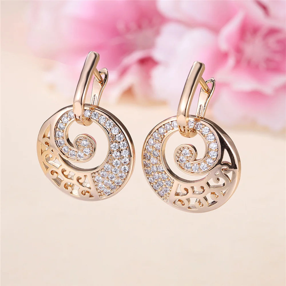 Charme Vrouwelijke Witte Kristallen Zirkoon Steen Ronde Hoepel Oorbellen Goud Kleur Eenvoudige Bruiloft Sieraden Voor Vrouwen