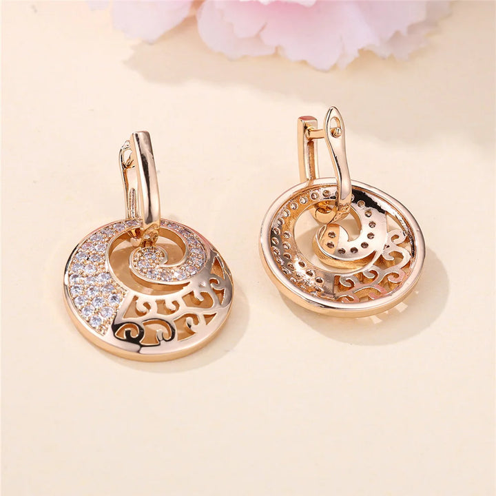 Charme Vrouwelijke Witte Kristallen Zirkoon Steen Ronde Hoepel Oorbellen Goud Kleur Eenvoudige Bruiloft Sieraden Voor Vrouwen