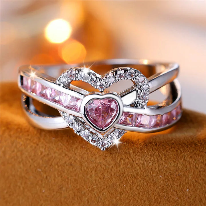 Schattige Vrouwelijke Roze Zirkoon Stenen Ring Trendy Zilveren Kleur Hart Verloving Bruiloft Sieraden Cadeau