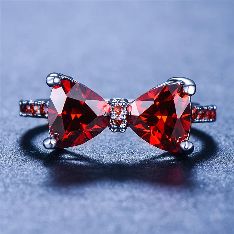 Schattige Vrouwelijke Witte Strik Zirkoon Steen Ring Eenvoudige Zilveren Kleur Dunne Bruiloft Sieraden Voor Vrouwen