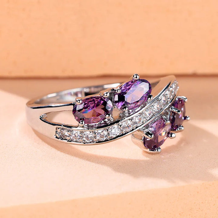 Elegante Vrouwelijke Kristal Paars Ovale Zirkoon Steen Verlovingsring Schattige Bruiloft Sieraden Voor Vrouwen