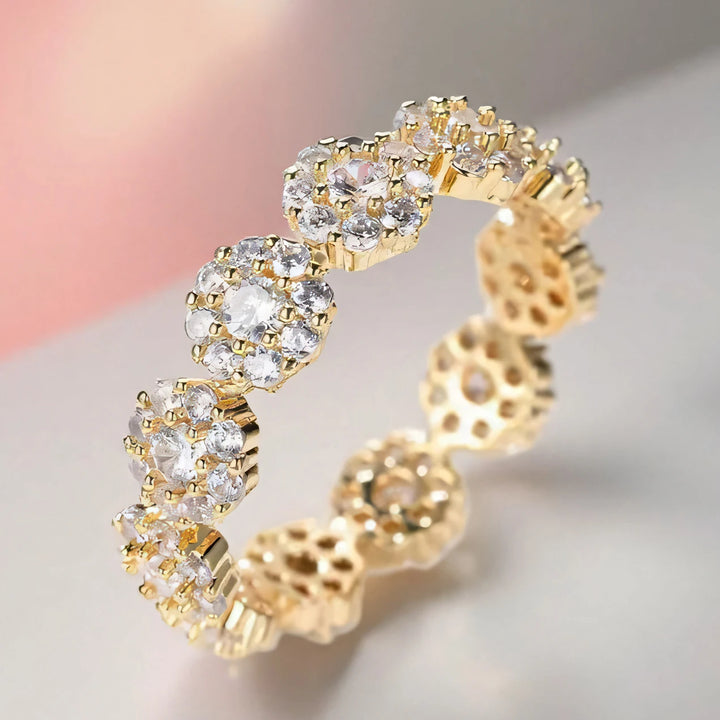 Luxe Vrouwelijke Charme Witte Zirkoon Geel Goud Kleur Ringen Voor Vrouwen Kristal Steen Engagement Bruiloft Sieraden