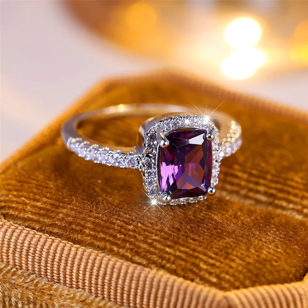 Luxe vrouwelijke paarse zirkoon steen verlovingsring charme zilveren kleur bruiloft sieraden voor vrouwen