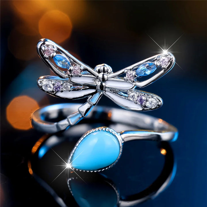 Bedel Vrouwelijke Witte Groene Steen Waterdruppel Libel Verstelbare Open Ring Zilveren Kleur Schattige Bruiloft Sieraden Voor Vrouwen