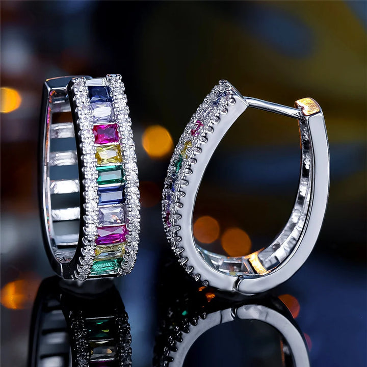 Charme Vrouwelijke Regenboog Zirkoon Steen Oorringen Mode Zilveren Kleur Bruiloft Sieraden Voor Vrouwen