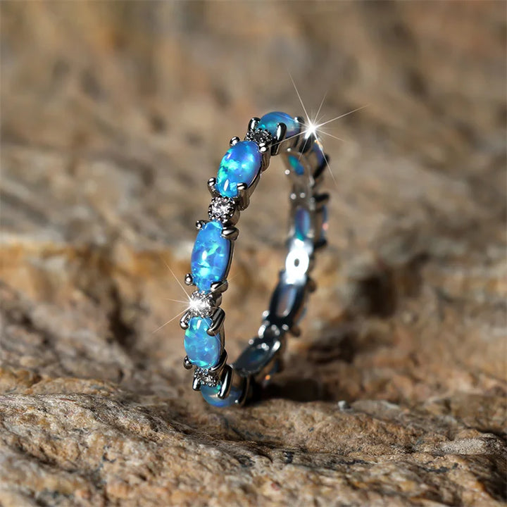 Boho Vrouwelijke Kleine Ovale Stenen Ring Mode Rose Goud Zilver Kleur Trouwringen Voor Vrouwen Blauw Wit Vuur Opaal Verlovingsring