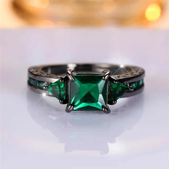 Verde Carré | Green Square Crystal Ring