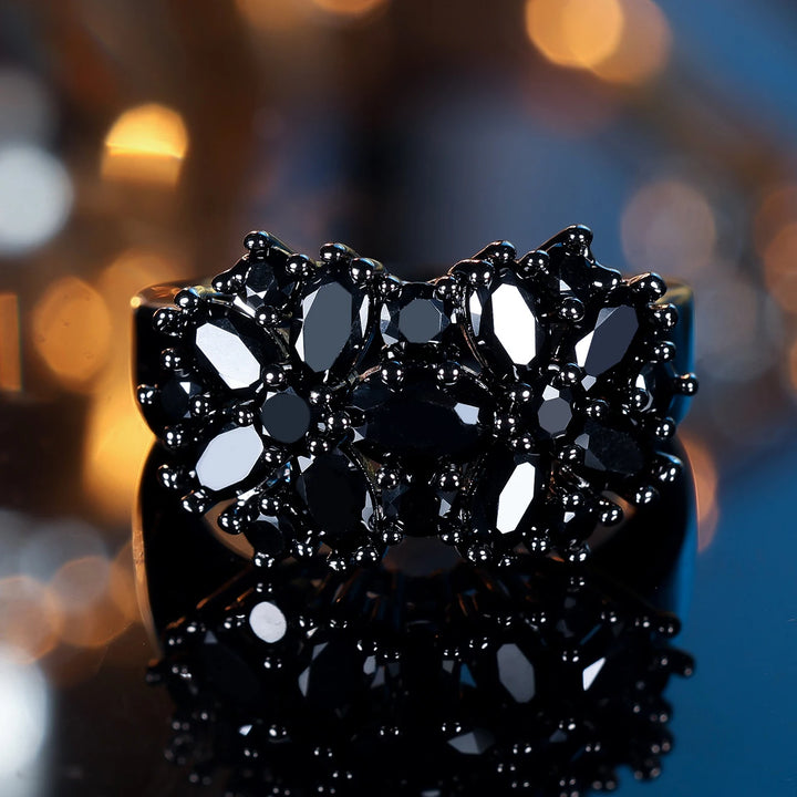 Noirienne | Crystal Ring