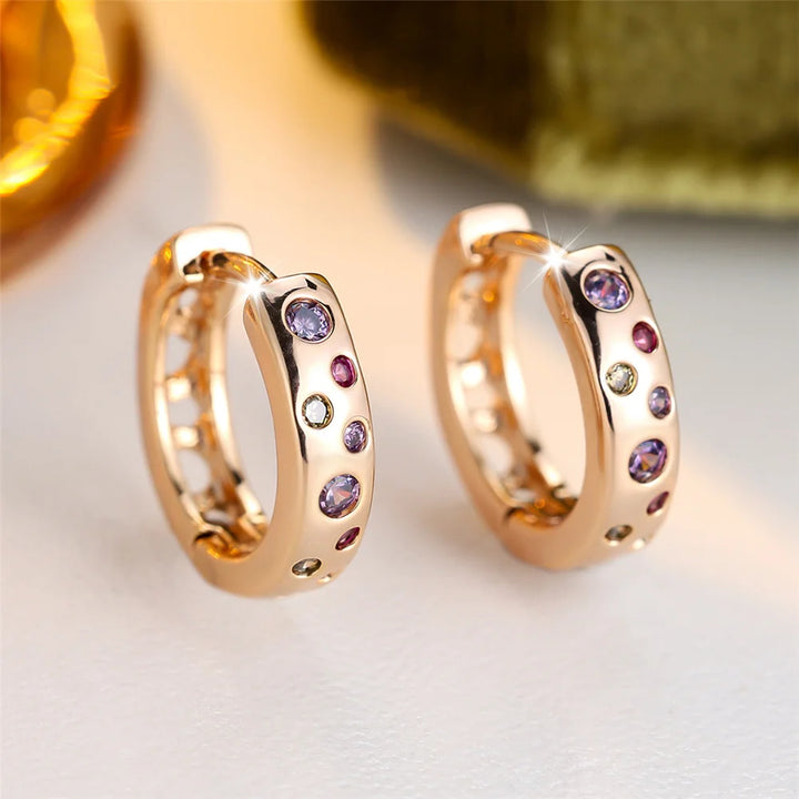 Charme Vrouwelijke Regenboog Kristal Zirkoon Steen Hoepel Oorbellen Goud Kleur Eenvoudige Bruiloft Sieraden Voor Vrouwen