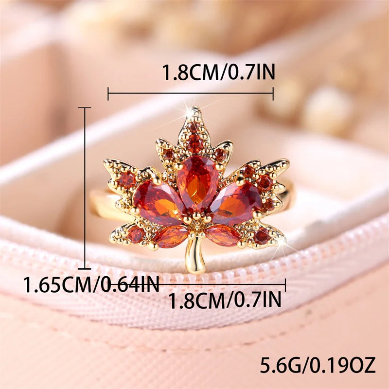 Leuke Vrouwelijke Rode Zirkoon Stenen Ring Trendy Geel Goud Kleur Esdoorn Verlovingsbruid Bruiloft Sieraden Cadeau Voor Vrouwen