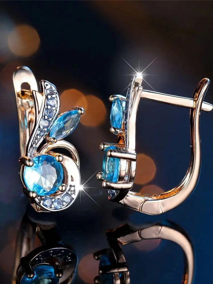 Charme Vrouwelijke Water Blauw Kristal Zirkoon Steen Hoepel Oorbellen Goud Kleur Eenvoudige Bruiloft Sieraden Voor Vrouwen