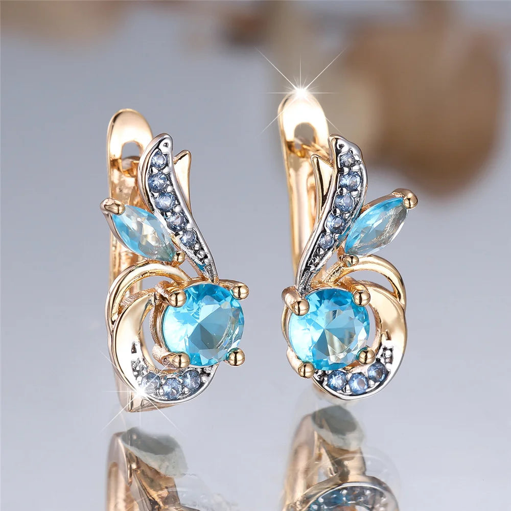 Charme Vrouwelijke Water Blauw Kristal Zirkoon Steen Hoepel Oorbellen Goud Kleur Eenvoudige Bruiloft Sieraden Voor Vrouwen