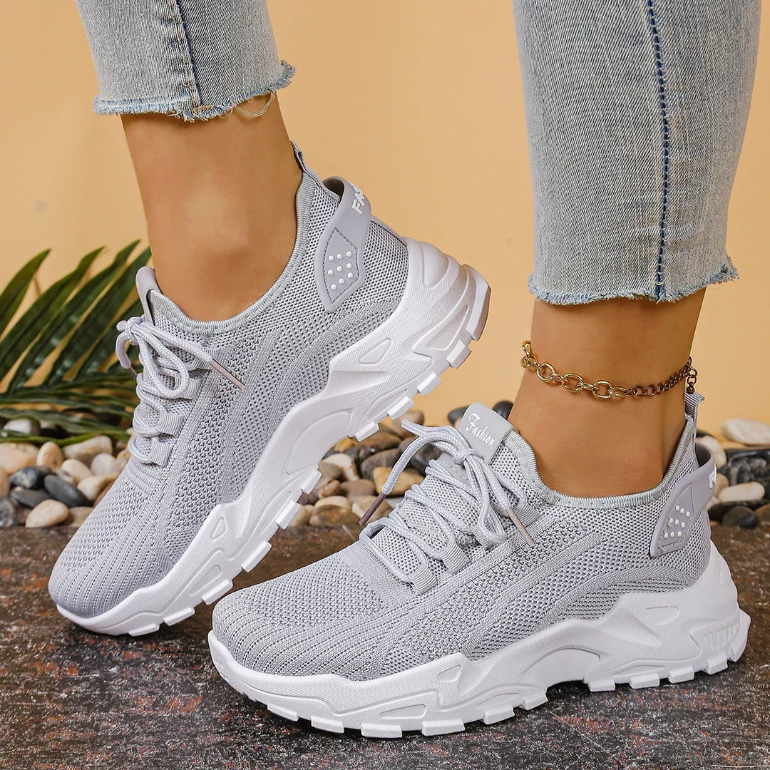 Málaga | Zapatillas Monocromáticas