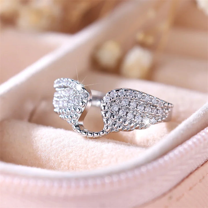 Leuke Vrouwelijke Witte Zirkoon Stenen Ring Trendy Zilveren Kleur Verlovingsringen Voor Vrouwen Kleine Bruiloft Sieraden Cadeau