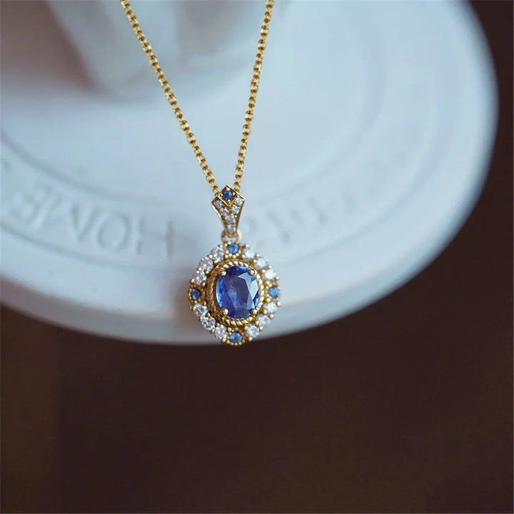Soleil Bleu | Blue Round Pendant Necklace
