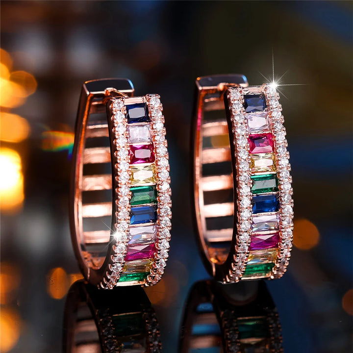 Charme Vrouwelijke Regenboog Zirkoon Steen Oorringen Mode Zilveren Kleur Bruiloft Sieraden Voor Vrouwen
