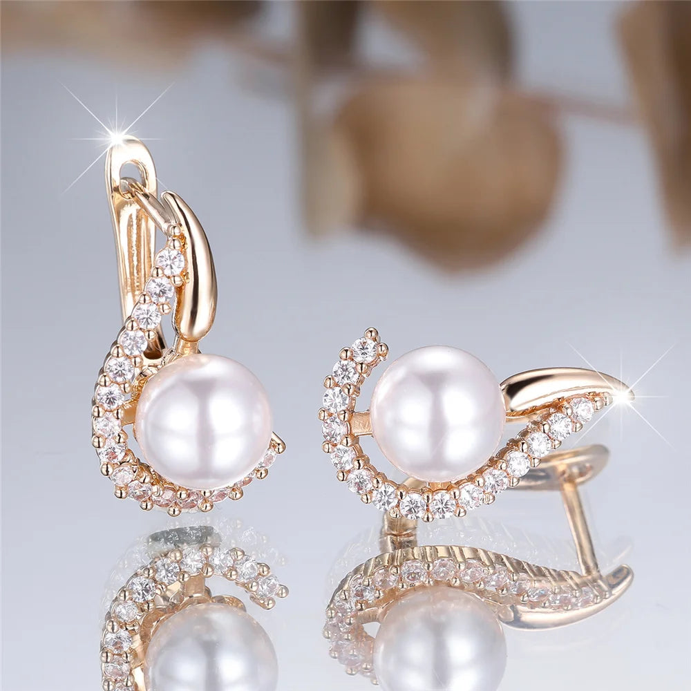 Charme Vrouwelijke Witte Parel Kristal Zirkoon Steen Hoepel Oorbellen Goud Kleur Eenvoudige Bruiloft Sieraden Voor Vrouwen