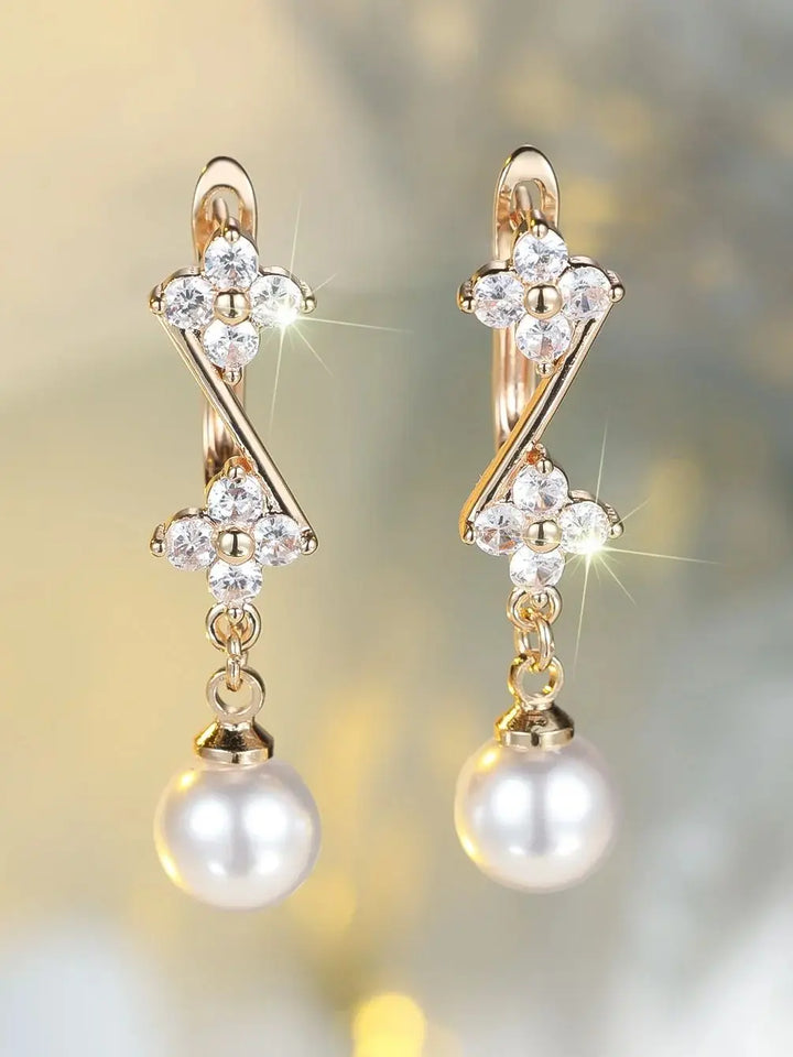Witte Parel Zirkoon Steen Bloem Hoepel Oorbellen Luxe Vrouwelijke Gouden Kleur Bruiloft Sieraden Voor Vrouwen