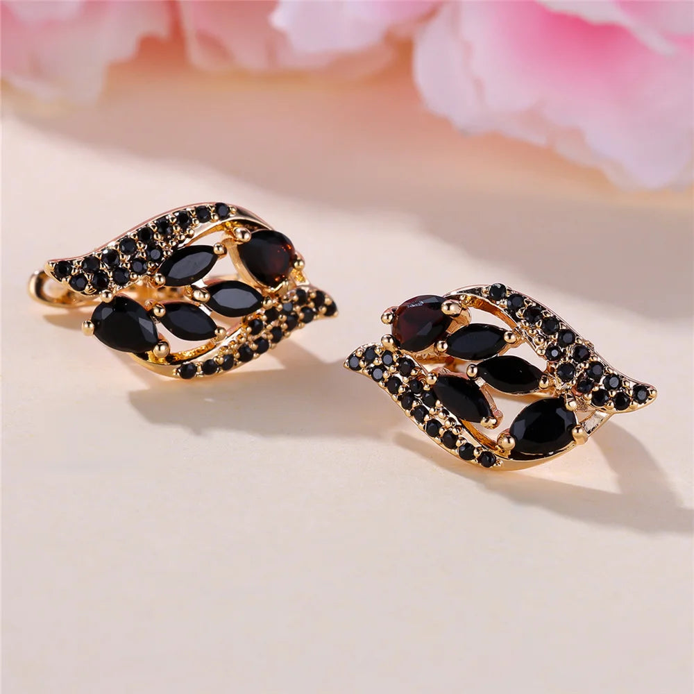 Charme Vrouwelijke Zwarte Kristal Steen Leuke Hoepel Oorbellen Goud Kleur Eenvoudige Bruiloft Sieraden Voor Vrouwen