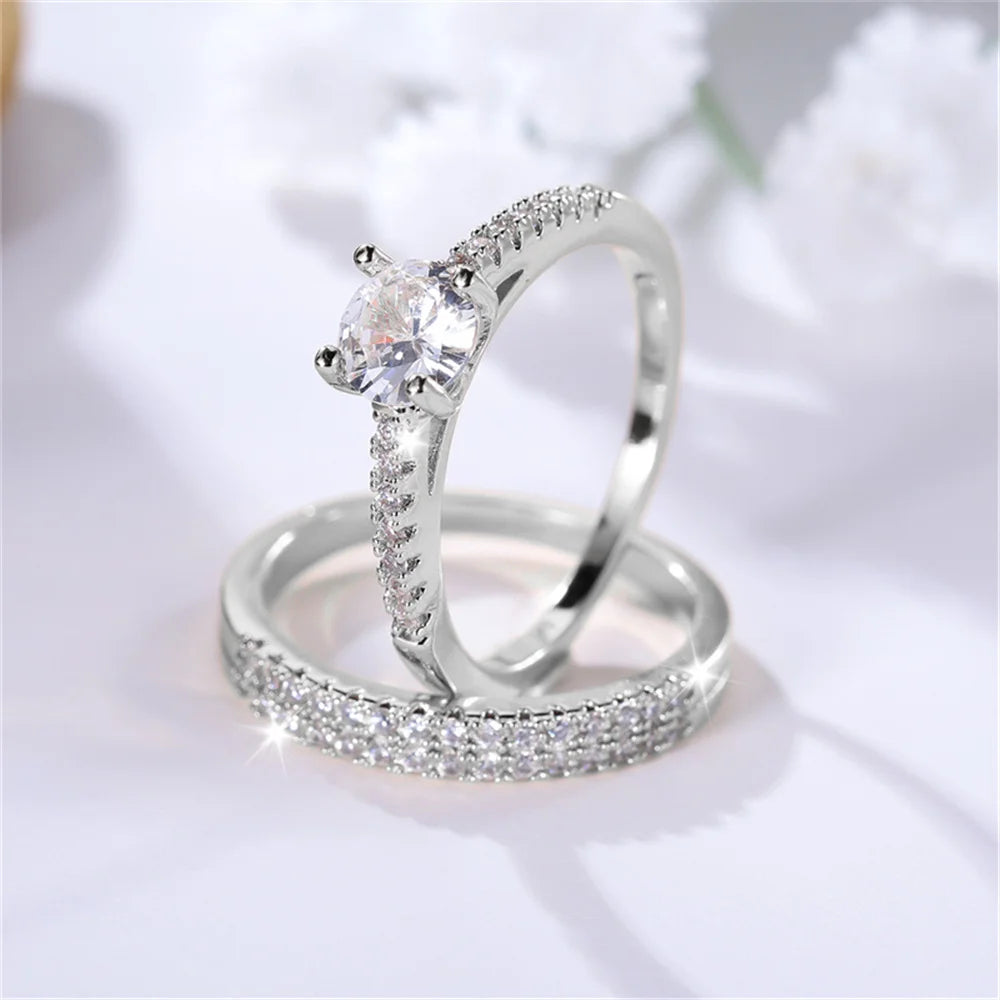 Luxe Vrouwelijke 2 stks Kleine Ronde Witte Zirkoon Stenen Ring Set Belofte Goud Kleur Bruiloft Verlovingssieraden Voor Vrouwen