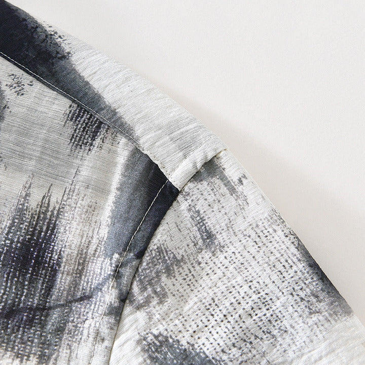 Short-Sleeve Shirt - Printed Front & Loose Movement Fit