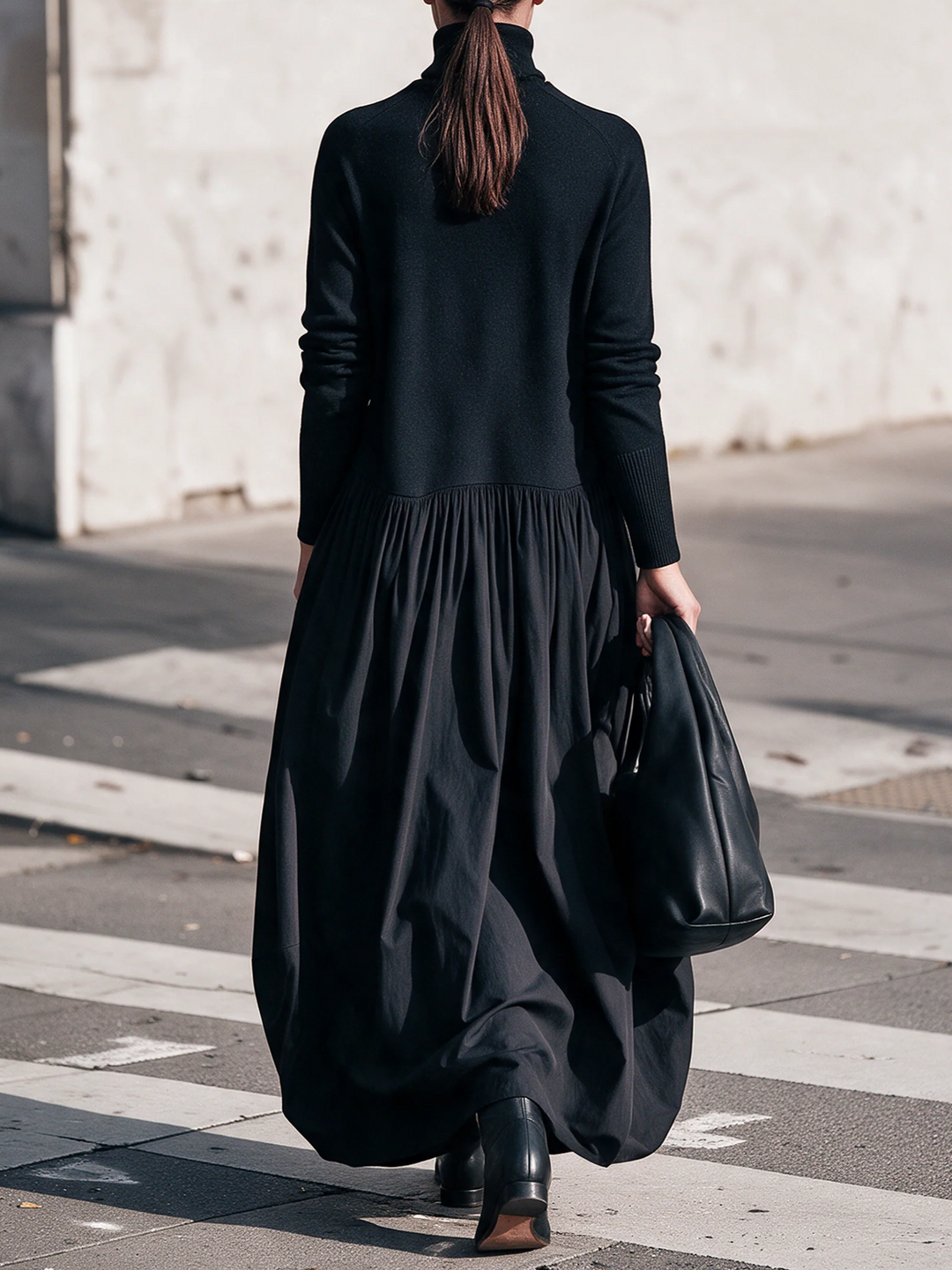 Odilia | Vestido Maxi Negro de Cuello Alto
