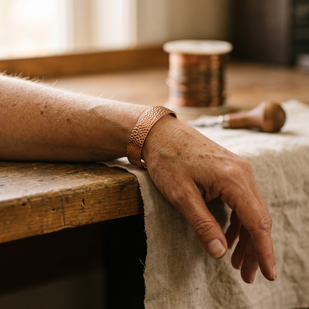 Luna | Pulsera Texturizada de Cobre