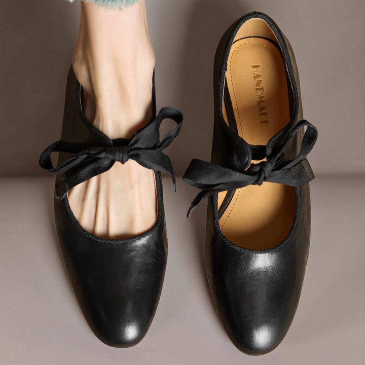 Sophie | Bailarinas de Cuero con Lazo