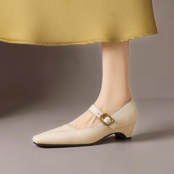 Catalina | Zapatos con Hebilla Dorada