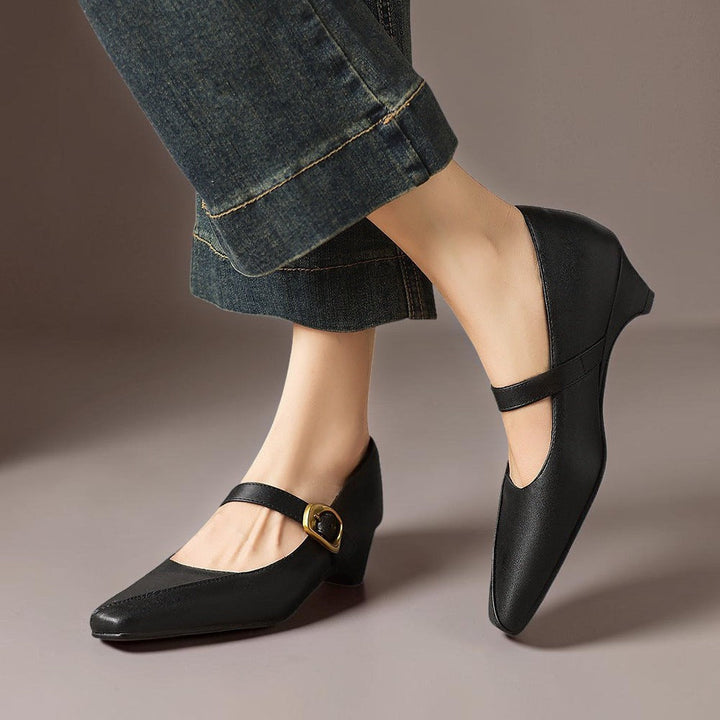 Catalina | Zapatos con Hebilla Dorada