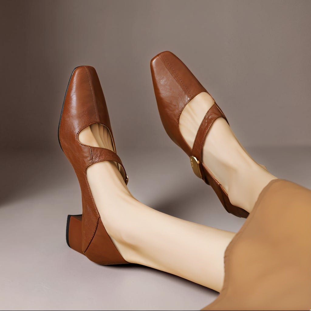 Juliette | Zapatos con Hebilla Dorada